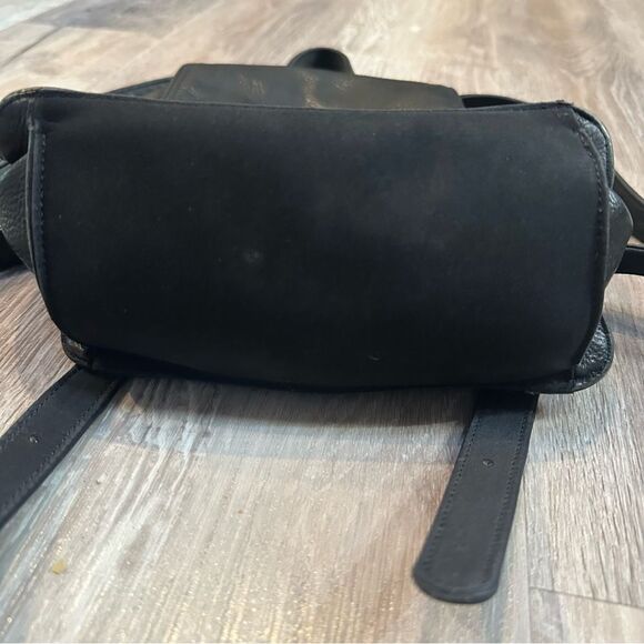 GUESS Back Pack Vintage Mini Leather Zip Pocket Black Travel Festival Y2K - Picture 5 of 11